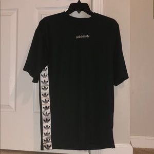 Adidas t shirt